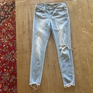 Levi’s 710 Super Skinny